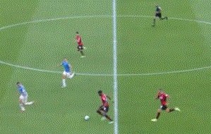 世界杯高清赛事观看-【意甲】莱昂伊布破门 凯西失点 AC米兰2比0拉齐奥