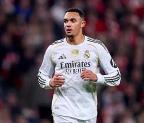 世界杯官方正版下载-每体：老佛爷开始着手调整皇马阵容，阿诺德是潜在清洗的对象