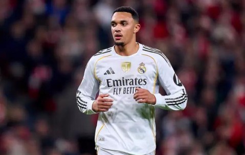 世界杯官方正版下载-每体：老佛爷开始着手调整皇马阵容，阿诺德是潜在清洗的对象