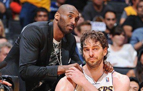 世界杯手机直播客户端-时隔8年湖人主场再赢季后赛，詹眉合力搞太阳心态